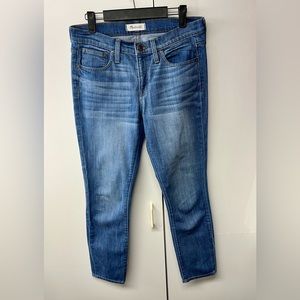 Madewell The Slim Boyjean in Medium Wash